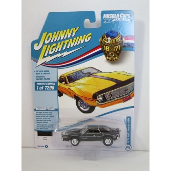 Johnny Lightning 1:64 AMC Javelin AMX 1971 black